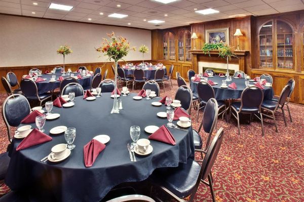 Holiday Inn DES MOINES-AIRPORT/CONF CENTER (Des Moines)